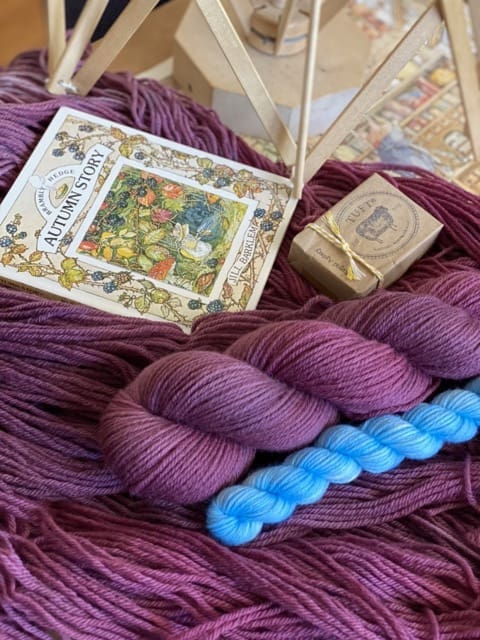 Brambly Hedge Autumn Story Binding Box - Image 3