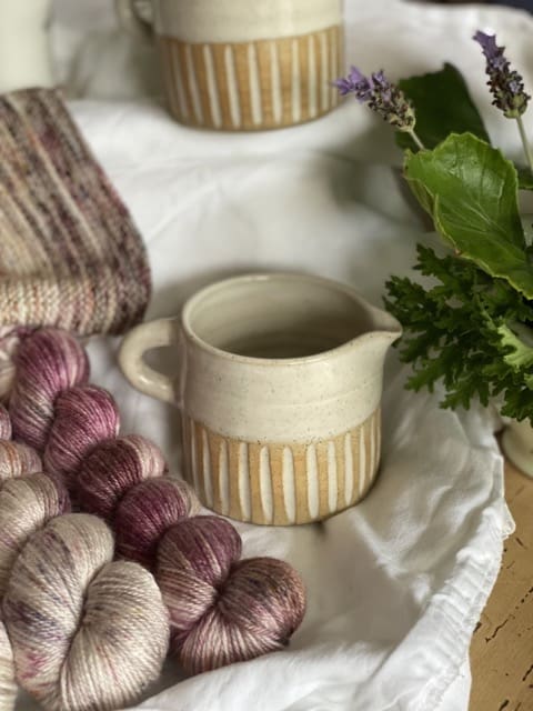 Fade and Pottery Gift Box - Image 3