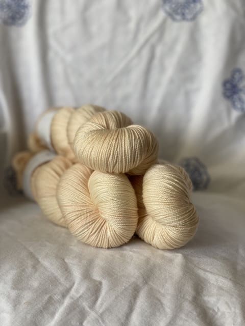 Butter Cream Soiree Fingering