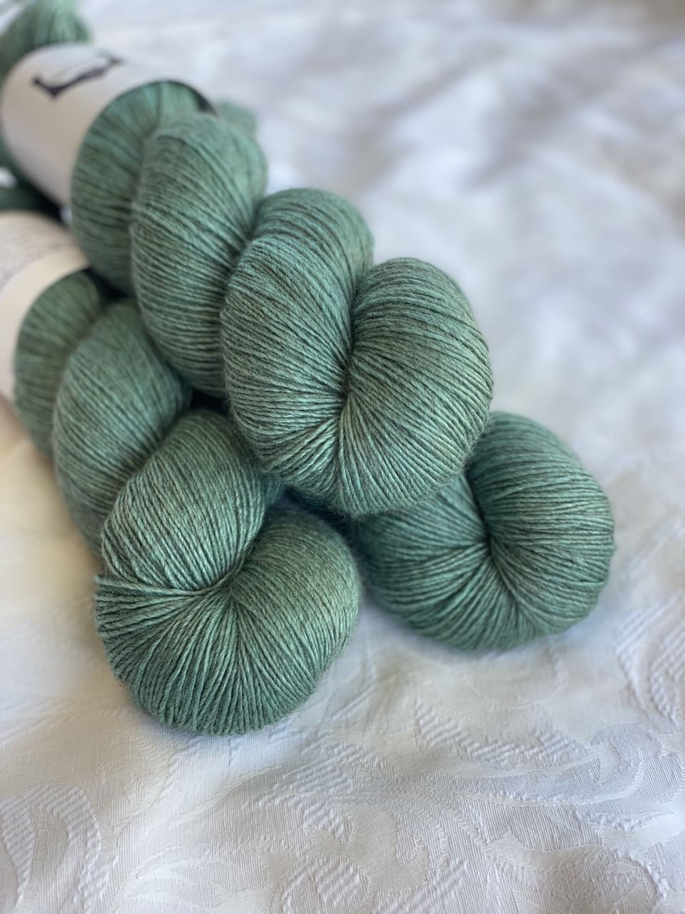 Emerald Hojtid Single