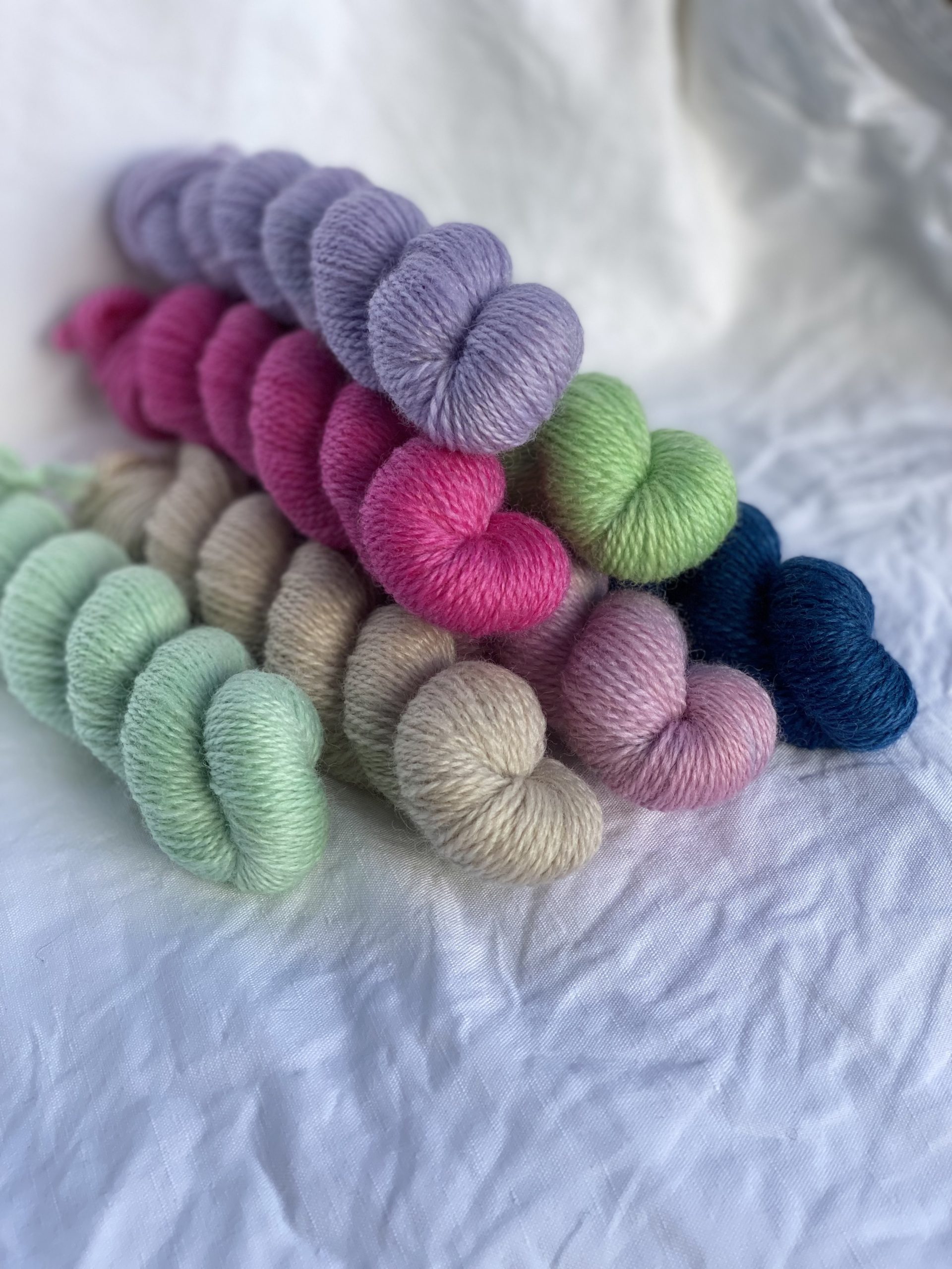 Orchid Gala Fingering 210g Set - Image 2