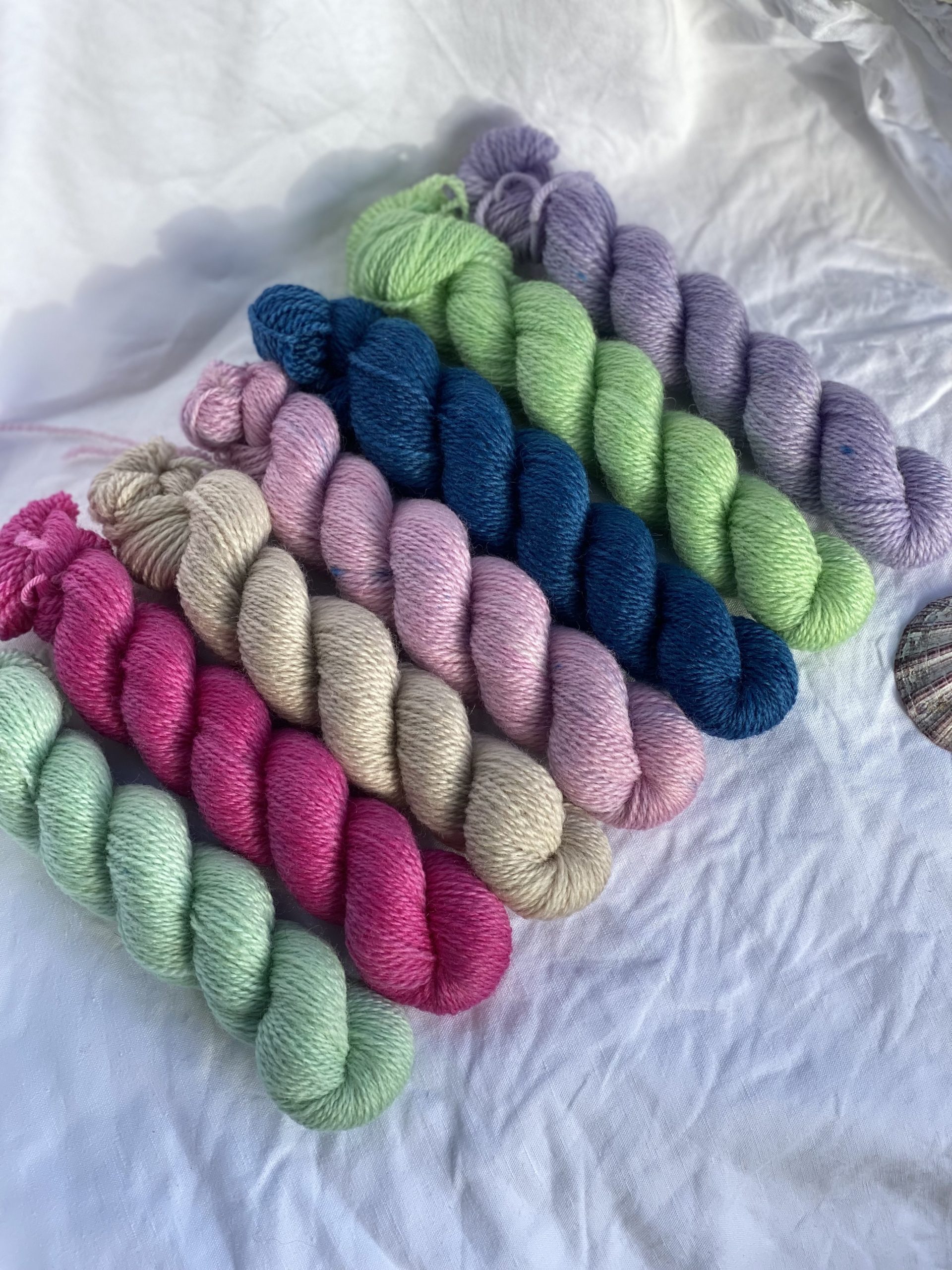 Orchid Gala Fingering 210g Set