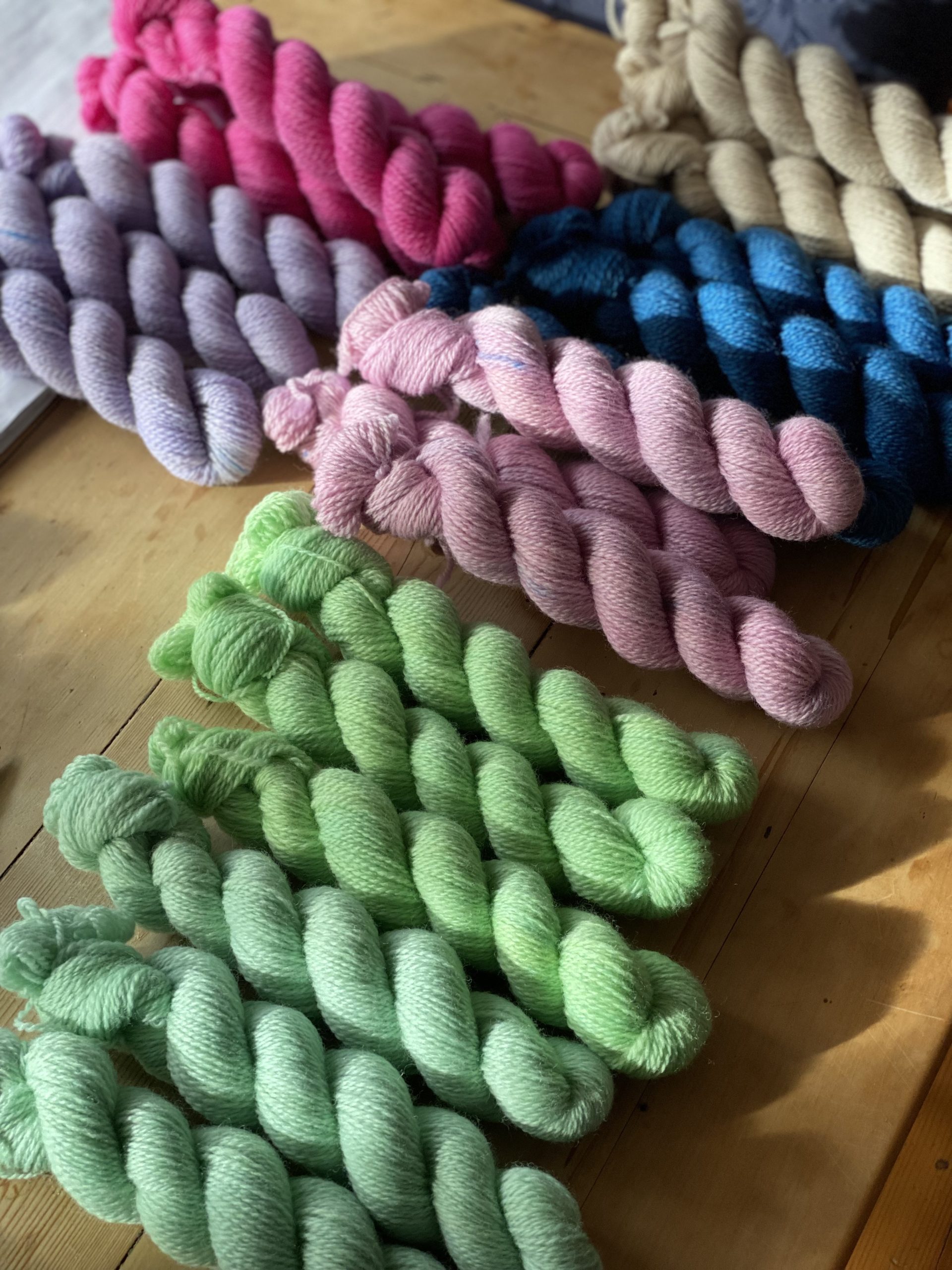 Orchid Gala Fingering 210g Set - Image 4