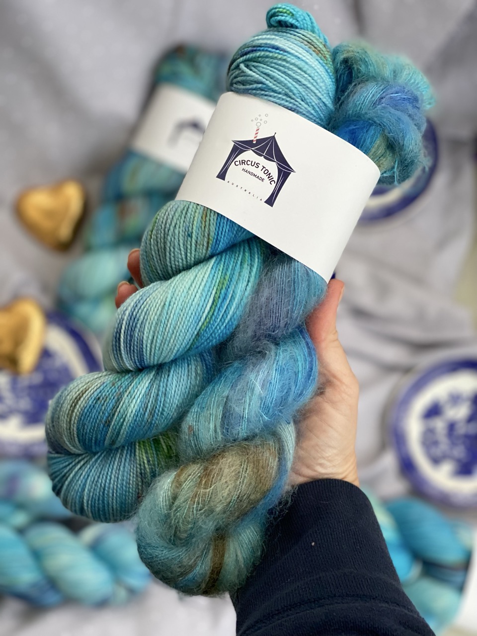 Willow Pattern Cashmere and Chocolate Thrift Box - Image 5